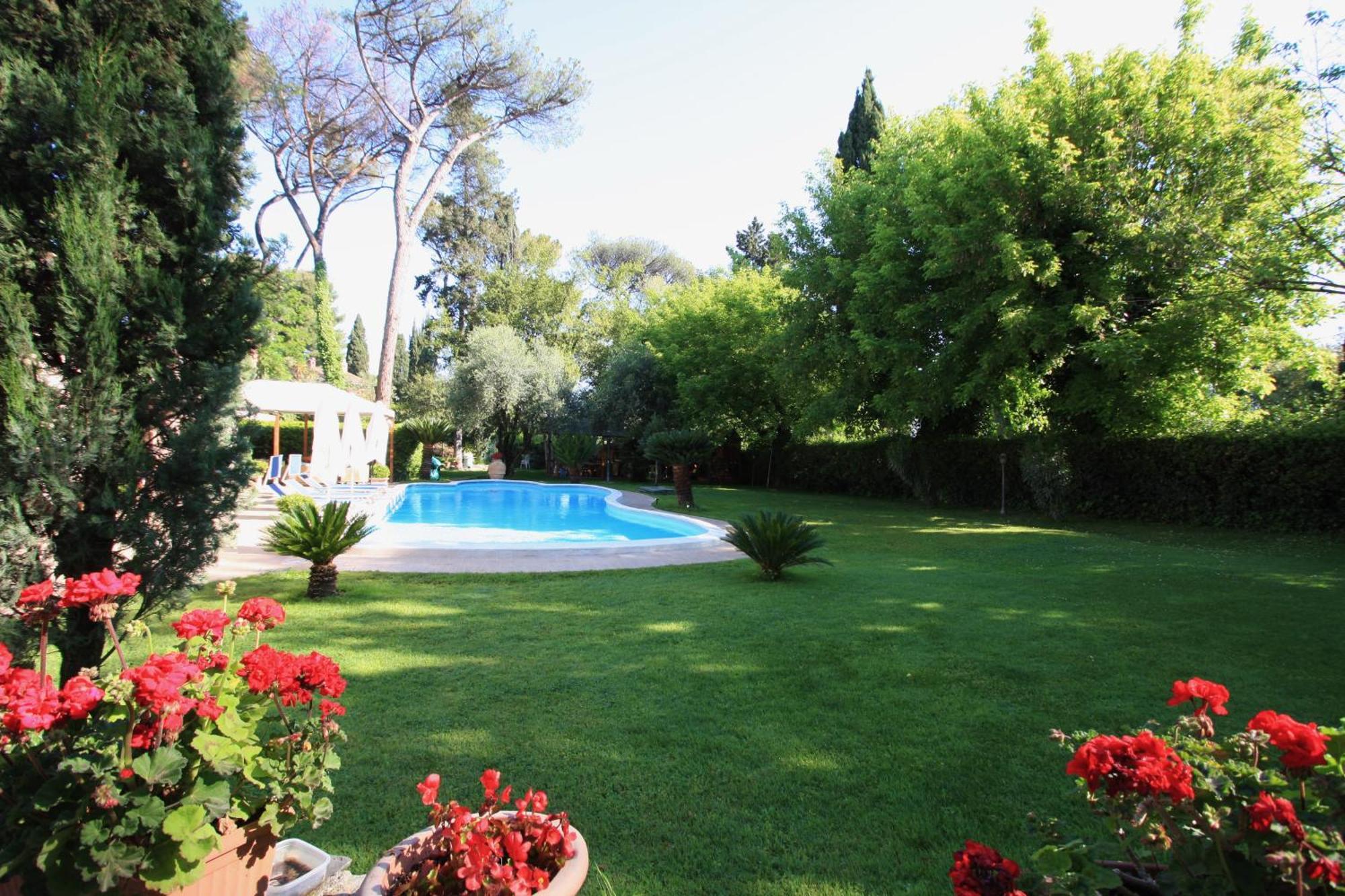 Appia Antica 1Br With Swimming Pool Apartment Rome Bagian luar foto