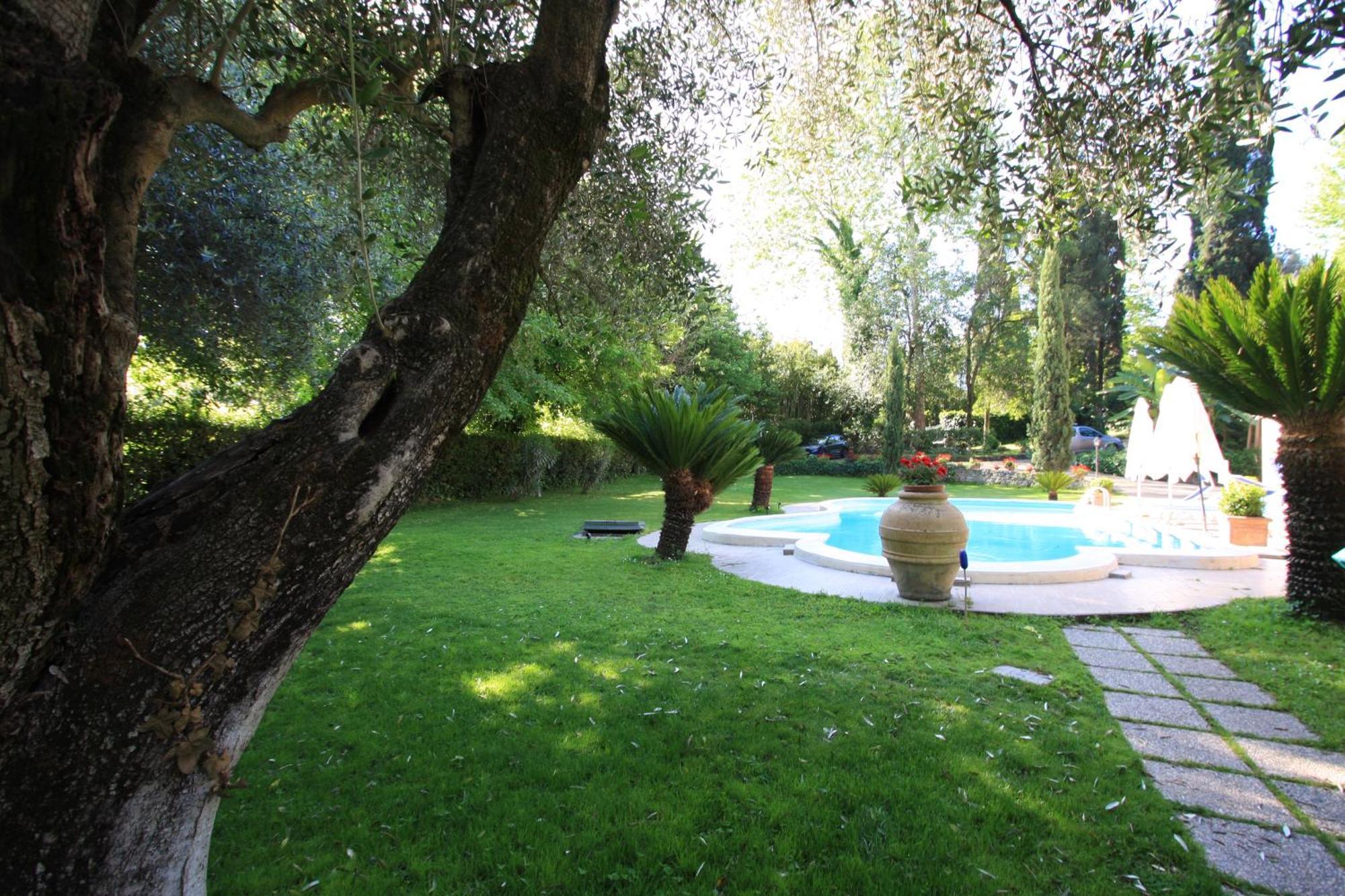 Appia Antica 1Br With Swimming Pool Apartment Rome Bagian luar foto